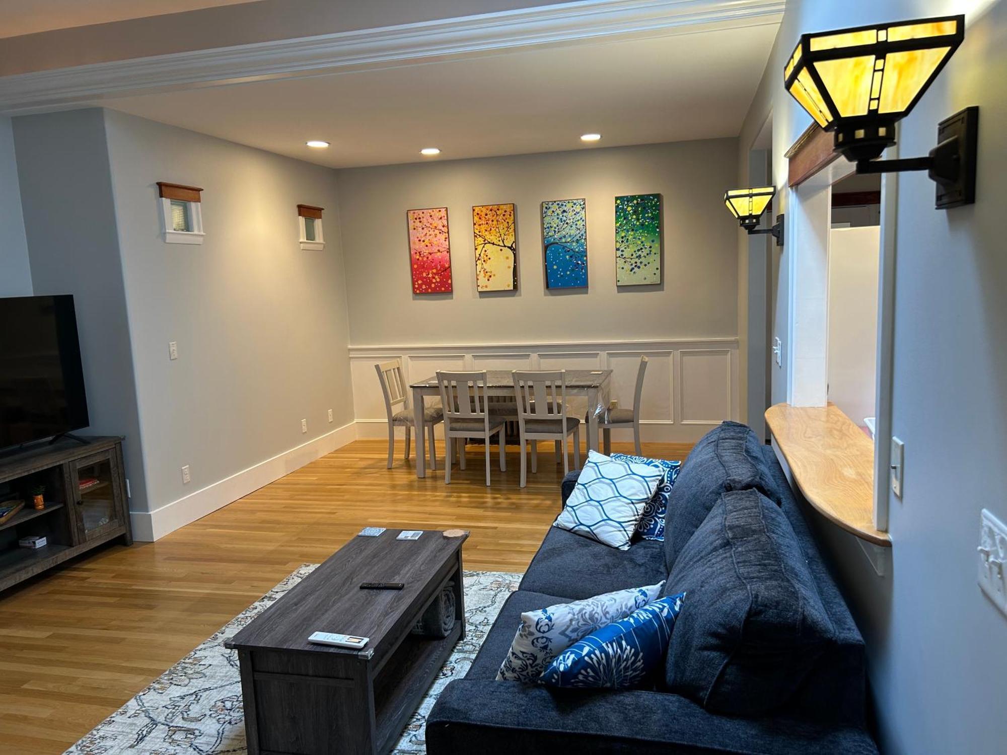 Spacious Medford Gem Экстерьер фото