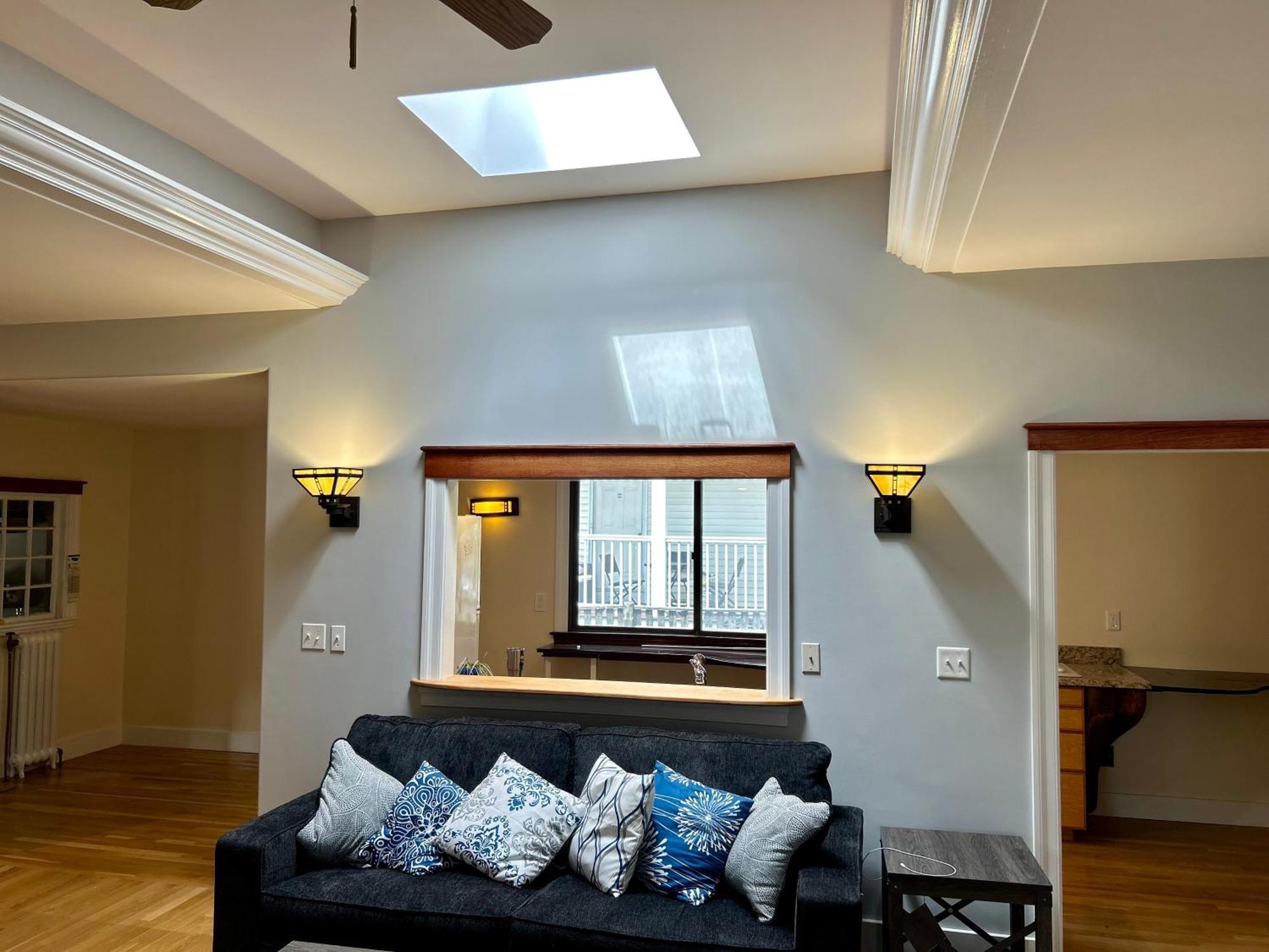 Spacious Medford Gem Экстерьер фото